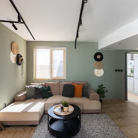 Promenade Rooftop Flat ✵ Cozy Terrace ❂ Netflix *
