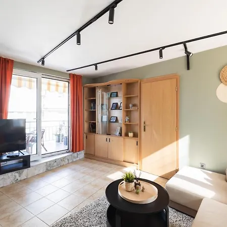 Promenade Rooftop Flat ✵ Cozy Terrace ❂ Netflix * Warna