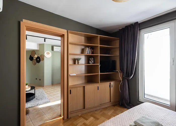 Promenade Rooftop Flat Apartment *